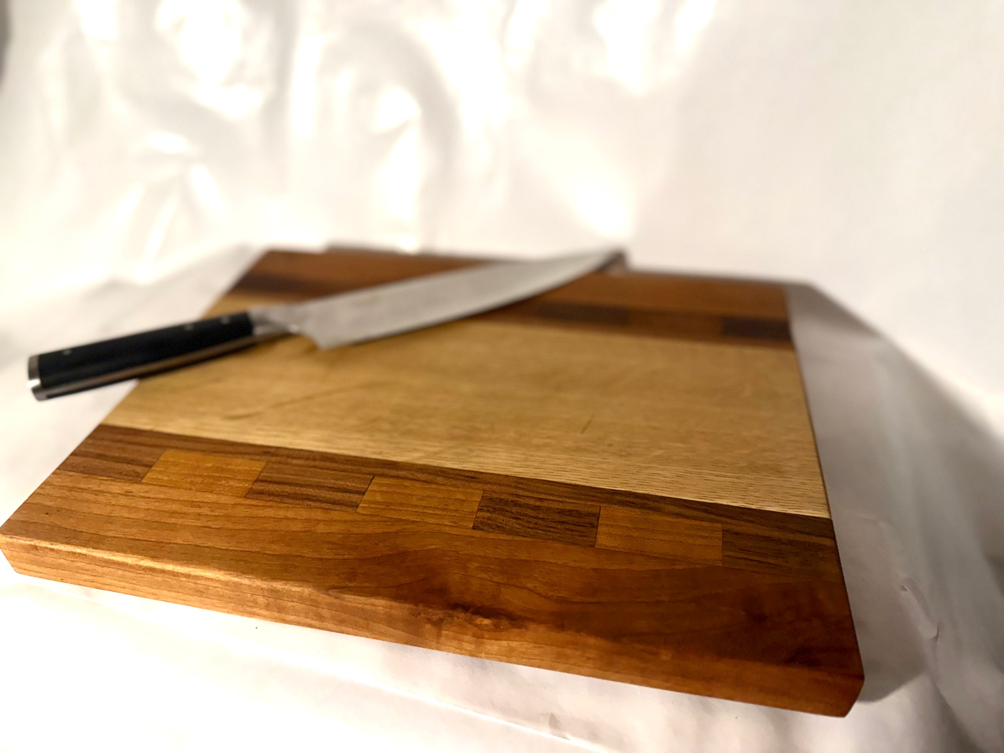 Grand Oak cutting board
