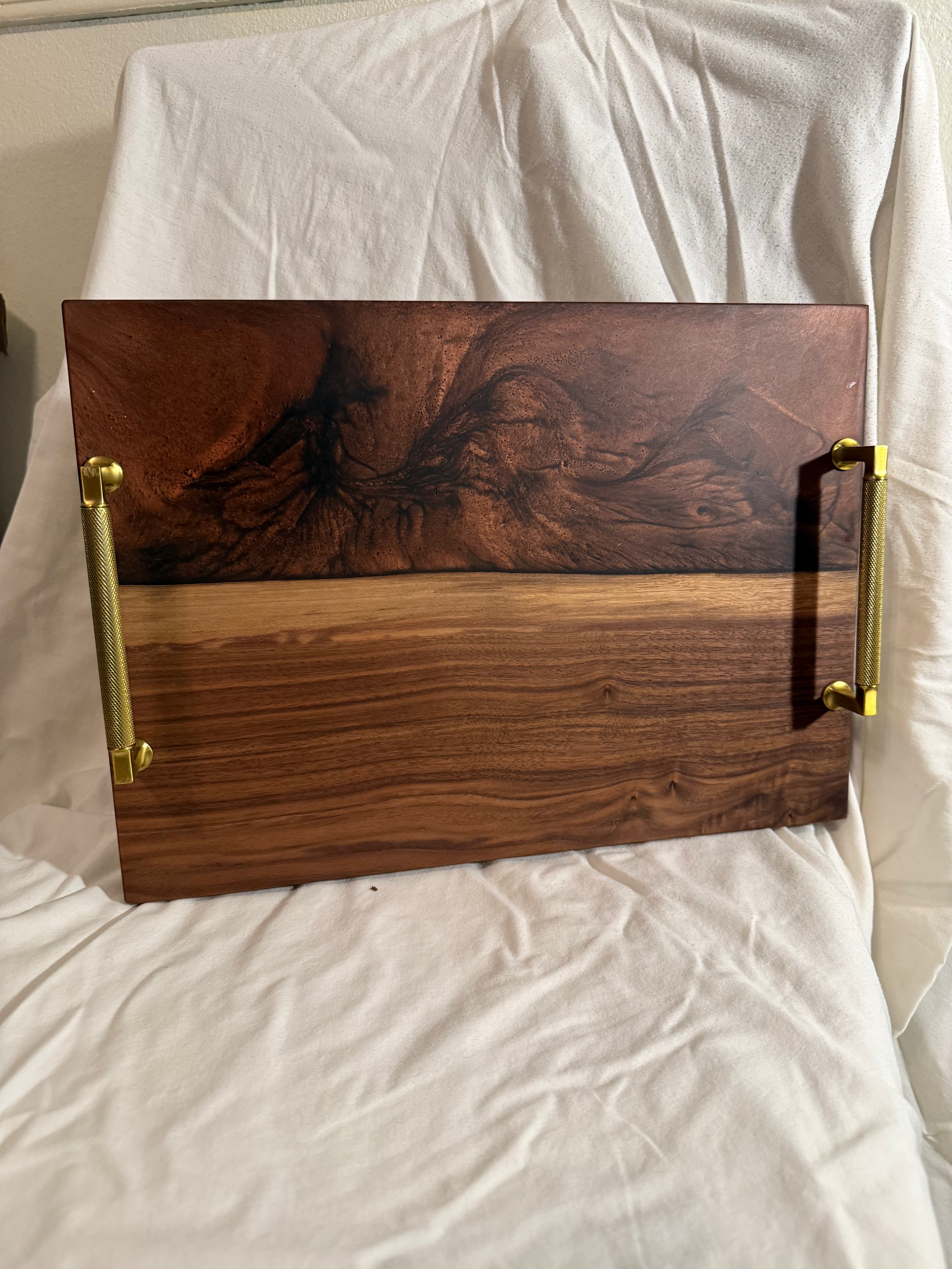 Serving tray
