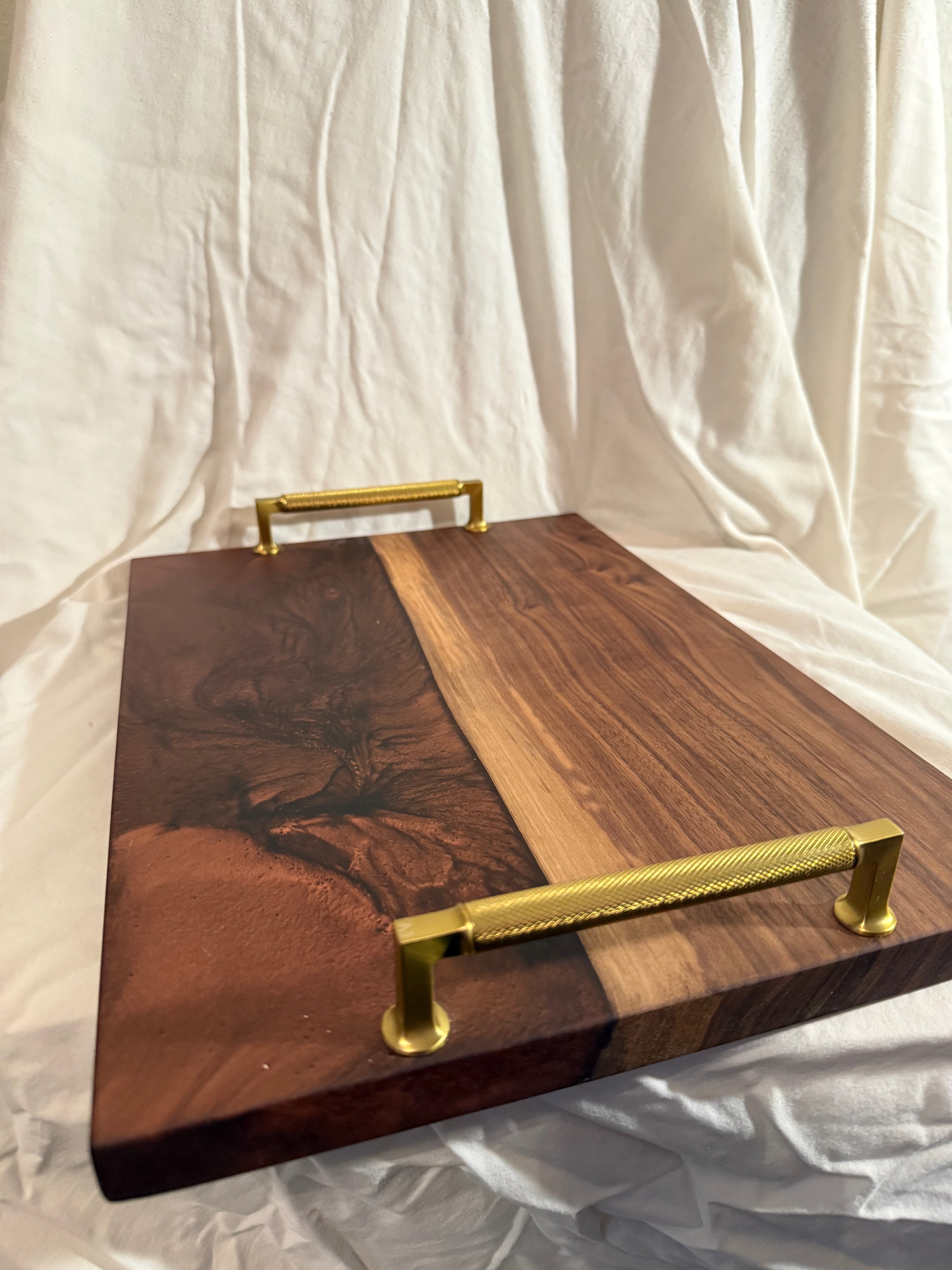 Serving tray